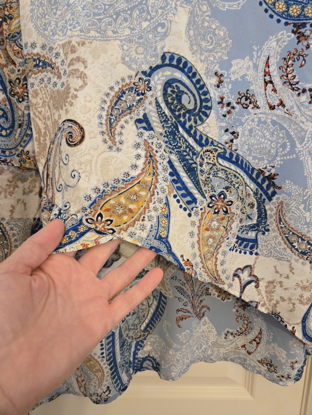 Chico's Light Blue Paisley Women's Long Tunic Top Size 1 - Picture 2 of 10